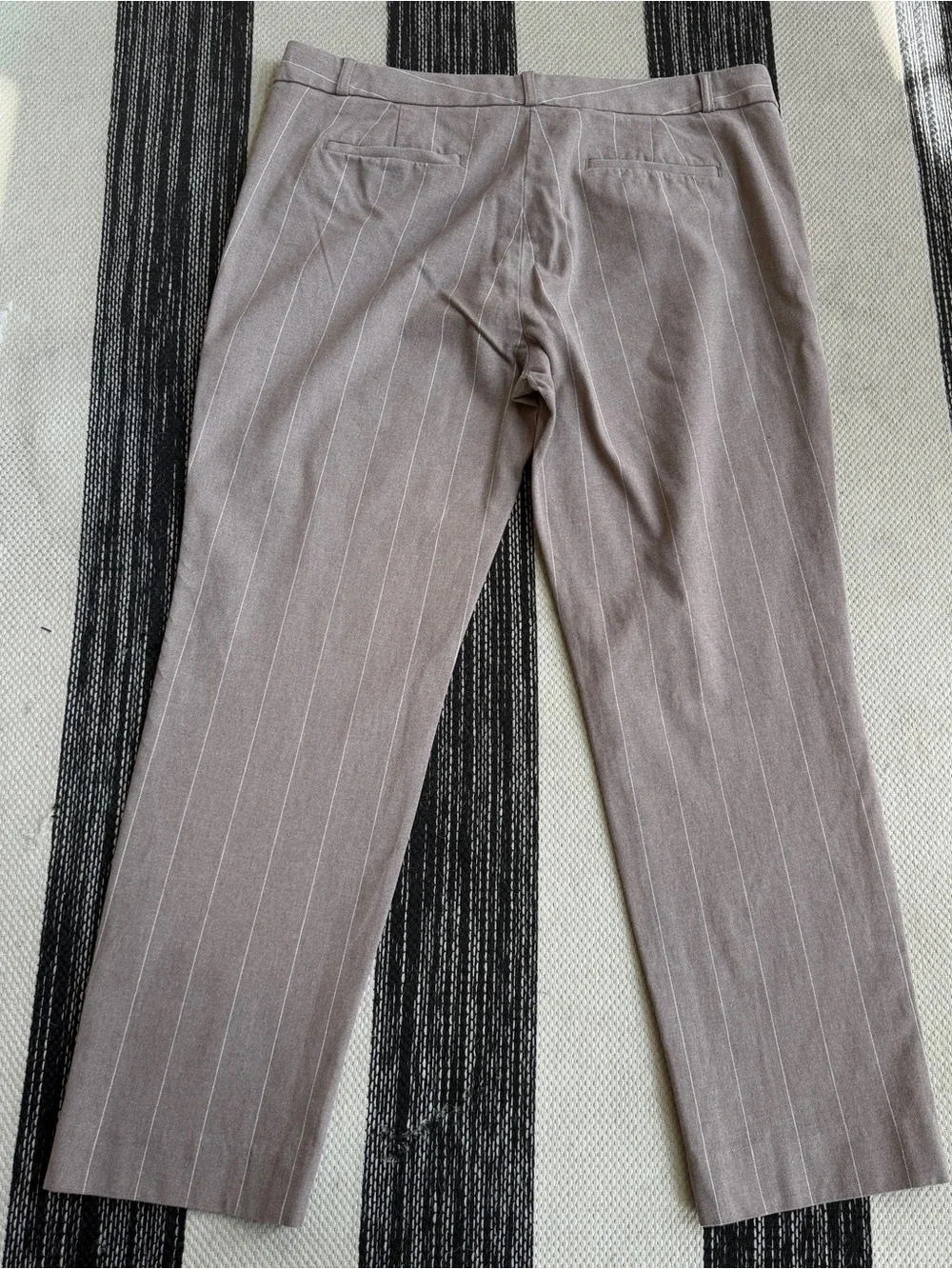 Banana Republic Women's Sloan Cut Taupe Pinstripe Ankle Dress Pants Size 16L